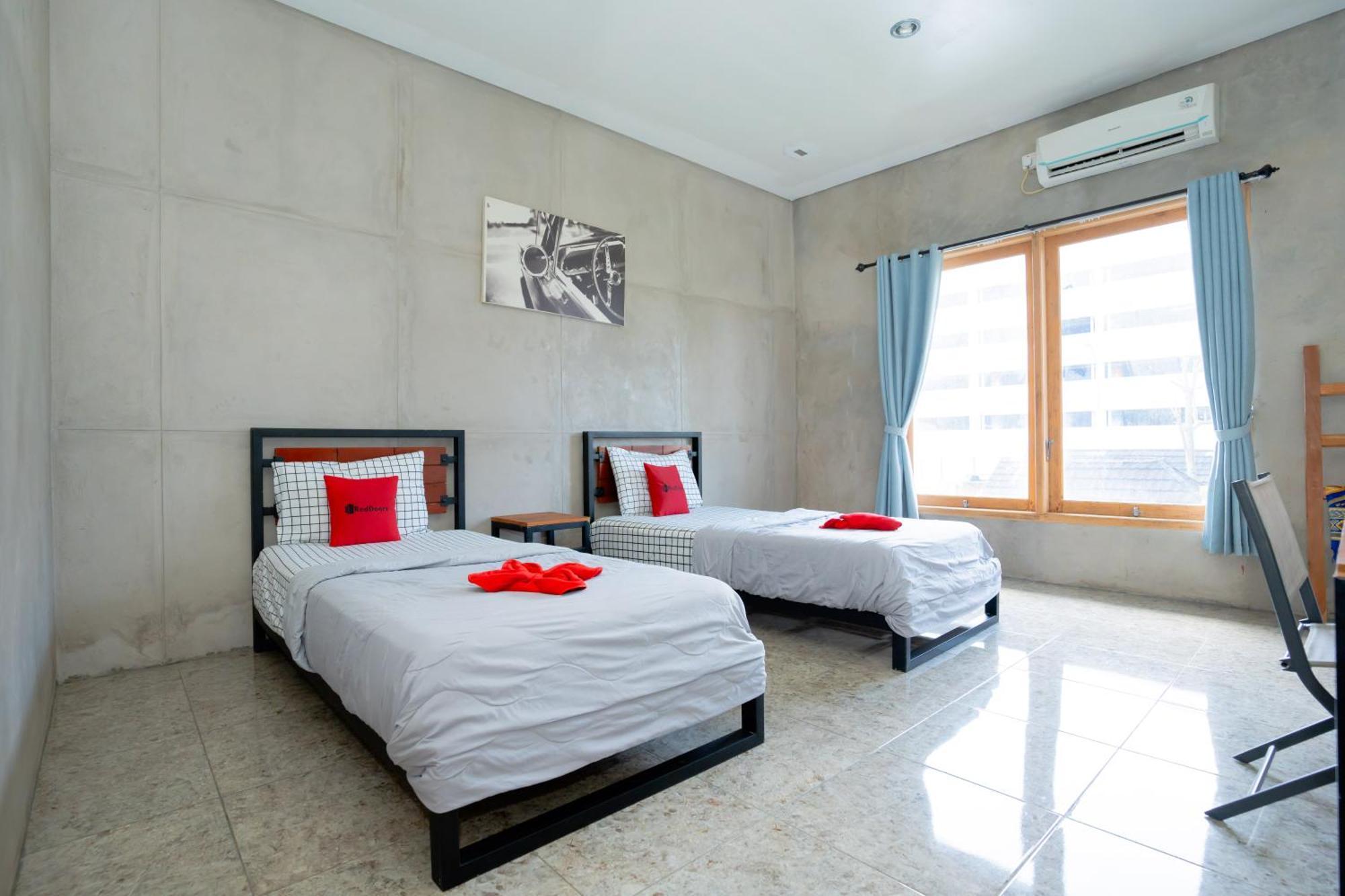 Reddoorz Syariah Near Lombok Epicentrum Mall Mataram Exterior foto